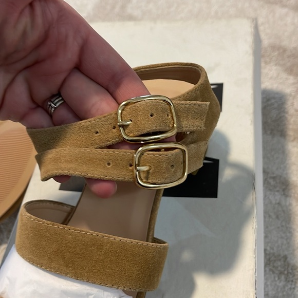 •For Love & Lemons• Sandals - Picture 7 of 8